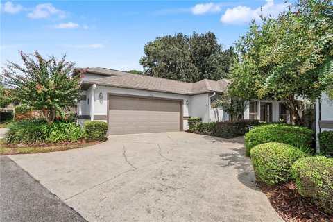 Villa ou maison à Ocala, Floride 3 chambres, 183.48 m2 № 2287248