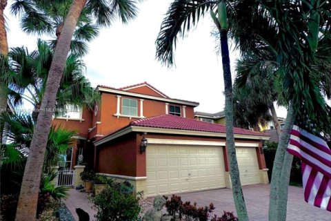 Villa ou maison à vendre à Hollywood, Floride: 4 chambres, 253.16 m2 № 1957828 - photo 3