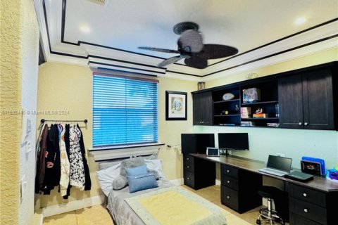 Villa ou maison à vendre à Hollywood, Floride: 4 chambres, 253.16 m2 № 1957828 - photo 17