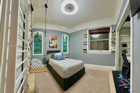 Villa ou maison à vendre à Hollywood, Floride: 4 chambres, 253.16 m2 № 1957828 - photo 14