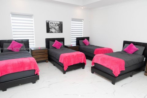Casa en alquiler en Homestead, Florida, 5 dormitorios, 265.98 m2 № 2050931 - foto 20
