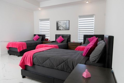 Casa en alquiler en Homestead, Florida, 5 dormitorios, 265.98 m2 № 2050931 - foto 19
