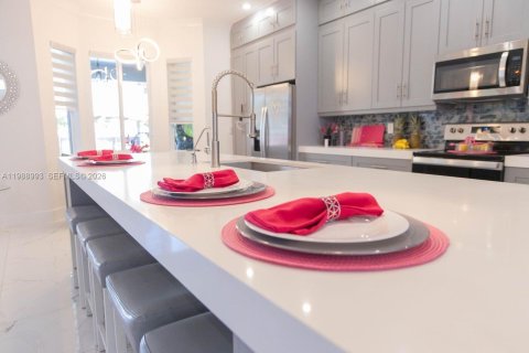 Casa en alquiler en Homestead, Florida, 5 dormitorios, 265.98 m2 № 2050931 - foto 10