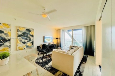 Купить кондоминиум в Форт-Лодердейл, Флорида 1 спальня, 65.87м2, № 2053634 - фото 14