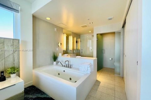 Купить кондоминиум в Форт-Лодердейл, Флорида 1 спальня, 65.87м2, № 2053634 - фото 5