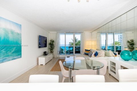 Condominio en alquiler en Miami Beach, Florida, 1 dormitorio, 78.97 m2 № 1834074 - foto 4
