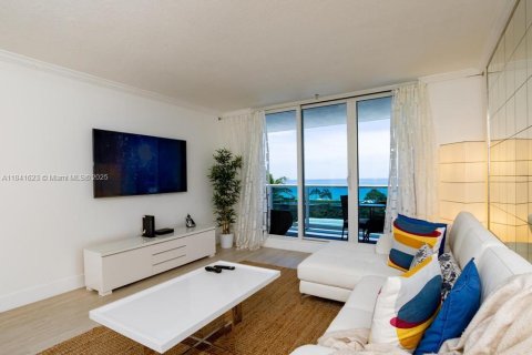 Condominio en alquiler en Miami Beach, Florida, 1 dormitorio, 78.97 m2 № 1834074 - foto 8