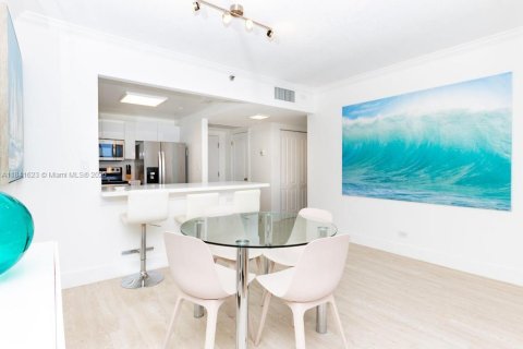 Condominio en alquiler en Miami Beach, Florida, 1 dormitorio, 78.97 m2 № 1834074 - foto 5