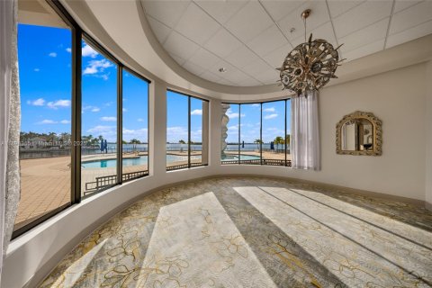 Copropriété à louer à Miami, Floride: 2 chambres, 181.16 m2 № 1948964 - photo 22