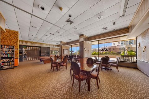 Copropriété à louer à Miami, Floride: 2 chambres, 181.16 m2 № 1948964 - photo 27