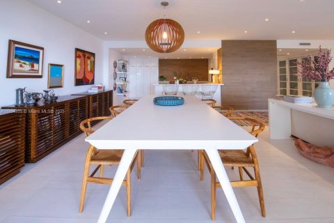 Copropriété à louer à Miami, Floride: 2 chambres, 181.16 m2 № 1948964 - photo 8