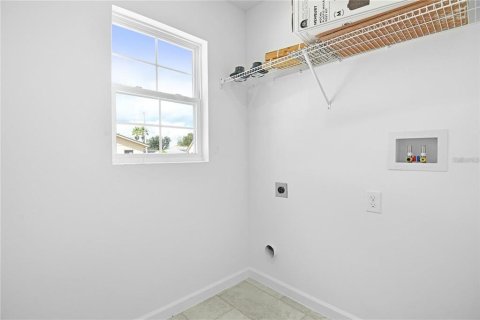 Immobilier commercial à vendre à Kissimmee, Floride: 162.21 m2 № 2437342 - photo 11