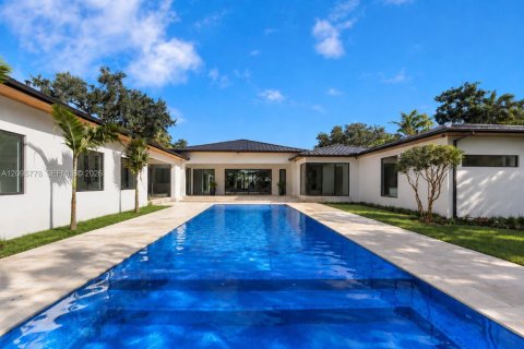 House in Pinecrest, Florida 7 bedrooms, 787.25 sq.m. № 2401275 - photo 17