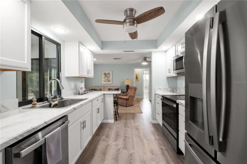 House in Homosassa, Florida 2 bedrooms, 137.68 sq.m. № 2394068 - photo 6