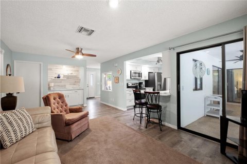 House in Homosassa, Florida 2 bedrooms, 137.68 sq.m. № 2394068 - photo 12