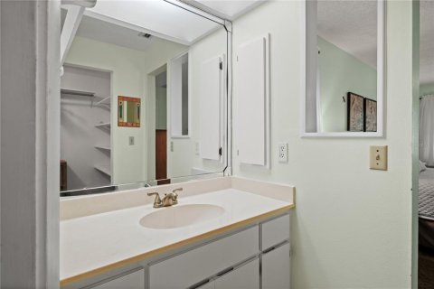 House in Homosassa, Florida 2 bedrooms, 137.68 sq.m. № 2394068 - photo 18