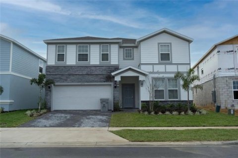 House in Davenport, Florida 10 bedrooms, 408.68 sq.m. № 1904874 - photo 1