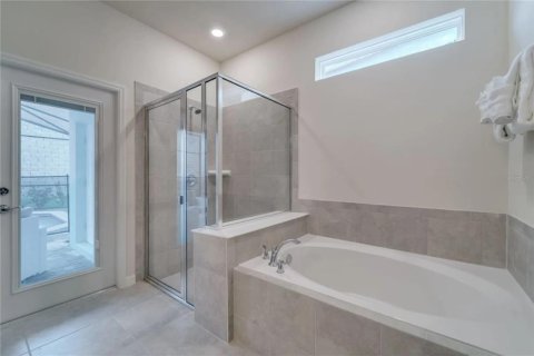 House in Davenport, Florida 10 bedrooms, 408.68 sq.m. № 1904874 - photo 29