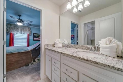 House in Davenport, Florida 10 bedrooms, 408.68 sq.m. № 1904874 - photo 7