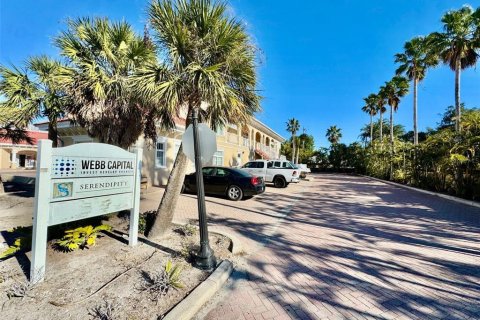 Commercial property in Anna Maria, Florida 114.73 sq.m. № 2197422 - photo 11