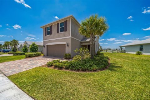 House in Saint Lucie, Florida 3 bedrooms, 227.05 sq.m. № 1673060 - photo 8