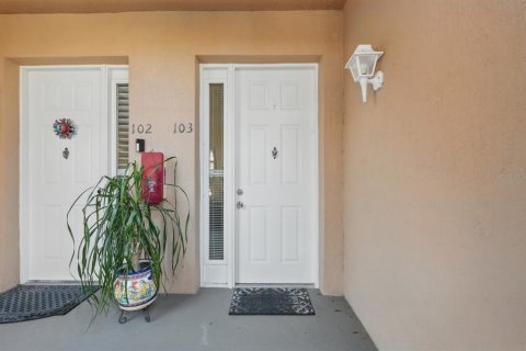Condo in Saint Augustine, Florida, 2 bedrooms  № 1765827 - photo 1