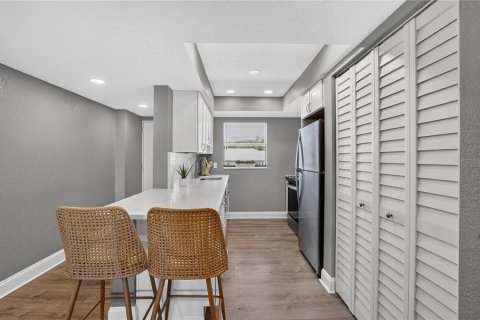 Copropriété à vendre à South Pasadena, Floride: 2 chambres, 98.01 m2 № 2373577 - photo 15