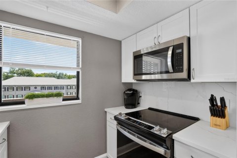 Copropriété à vendre à South Pasadena, Floride: 2 chambres, 98.01 m2 № 2373577 - photo 10