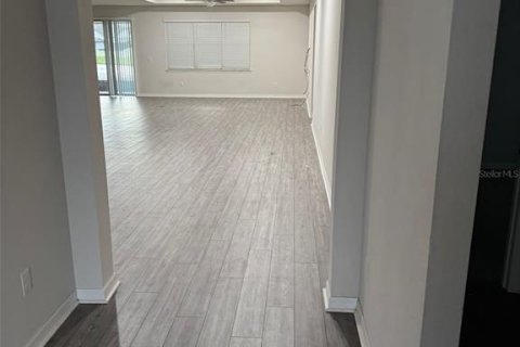 Casa en alquiler en Riverview, Florida, 4 dormitorios, 251.49 m2 № 1915914 - foto 3