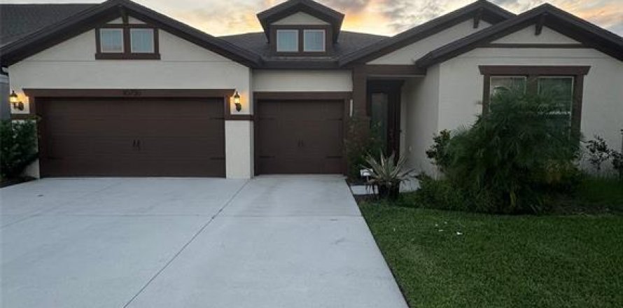 Casa en Riverview, Florida 4 dormitorios, 251.49 m2 № 1915914
