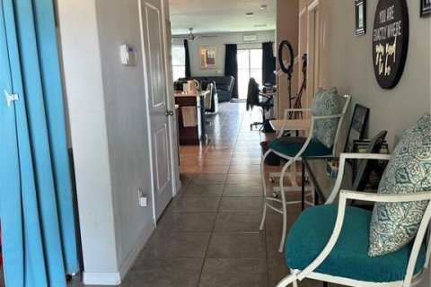 Villa ou maison à vendre à Riverview, Floride: 5 chambres, 275.18 m2 № 1807423 - photo 2