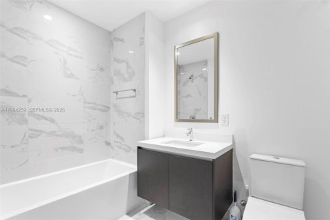 Снять в аренду кондоминиум в Майами, Флорида 1 спальня, 110.09м2, № 2050817 - фото 22