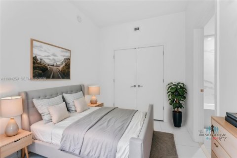 Снять в аренду кондоминиум в Майами, Флорида 1 спальня, 110.09м2, № 2050817 - фото 21