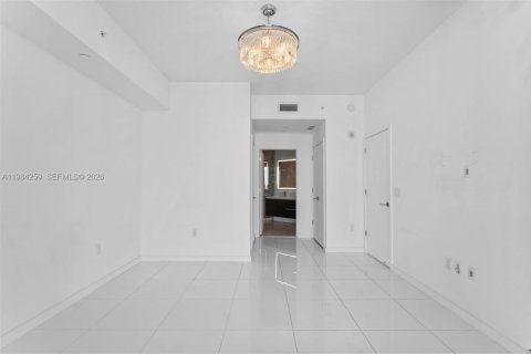 Снять в аренду кондоминиум в Майами, Флорида 1 спальня, 110.09м2, № 2050817 - фото 27