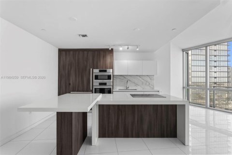 Снять в аренду кондоминиум в Майами, Флорида 1 спальня, 110.09м2, № 2050817 - фото 14