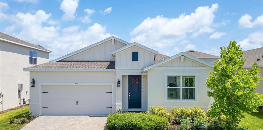 Casa en Apopka, Florida 3 dormitorios, 206.15 m2 № 1780278