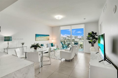 Condo in Fort Lauderdale, Florida, 1 bedroom  № 2043216 - photo 24
