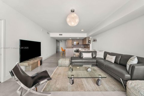 Condo in Sunny Isles Beach, Florida, 1 bedroom  № 1819896 - photo 3