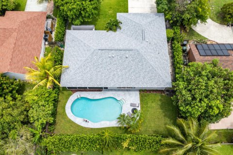 House in Wellington, Florida 3 bedrooms, 173.17 sq.m. № 2187107 - photo 24