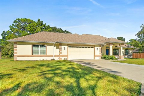 Villa ou maison à vendre à Palm Coast, Floride: 3 chambres, 239.78 m2 № 2423966 - photo 2