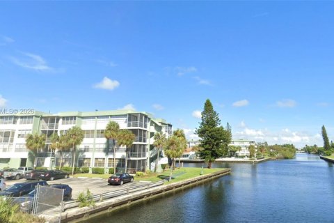 Condominio en venta en Hollywood, Florida, 2 dormitorios, 96.62 m2 № 2029273 - foto 30