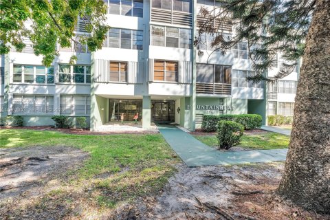 Condominio en venta en Hollywood, Florida, 2 dormitorios, 96.62 m2 № 2029273 - foto 28