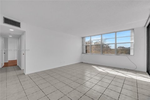 Condominio en venta en Hollywood, Florida, 2 dormitorios, 96.62 m2 № 2029273 - foto 5