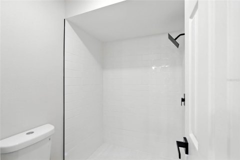 House in Windermere, Florida 3 bedrooms, 168.99 sq.m. № 1907408 - photo 20