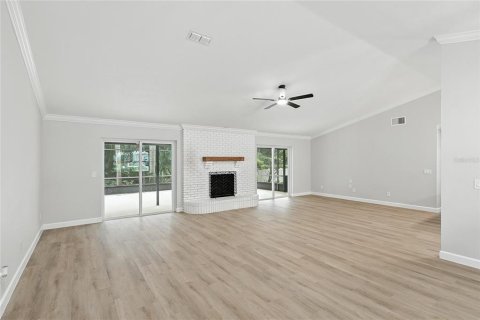 House in Windermere, Florida 3 bedrooms, 168.99 sq.m. № 1907408 - photo 12