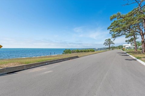Casa en venta en Sarasota, Florida, 3 dormitorios, 190.82 m2 № 1619437 - foto 2