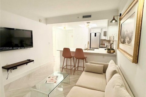 Copropriété à louer à Miami, Floride: 1 chambre, 56.67 m2 № 2085701 - photo 14