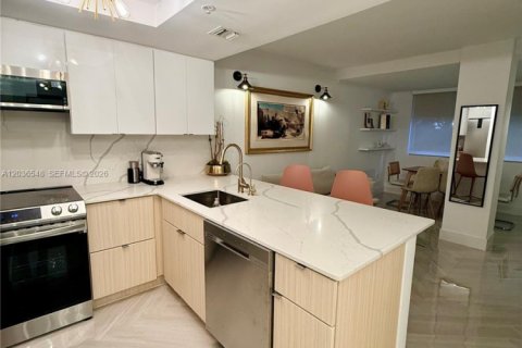 Copropriété à louer à Miami, Floride: 1 chambre, 56.67 m2 № 2085701 - photo 2
