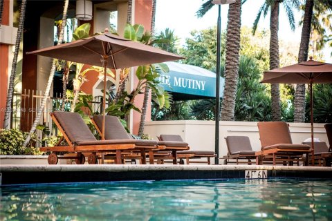 Copropriété à louer à Miami, Floride: 1 chambre, 56.67 m2 № 2085701 - photo 19