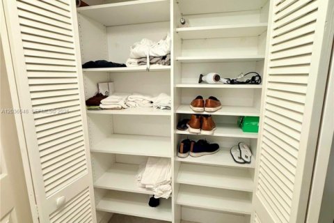 Copropriété à louer à Miami, Floride: 1 chambre, 56.67 m2 № 2085701 - photo 11